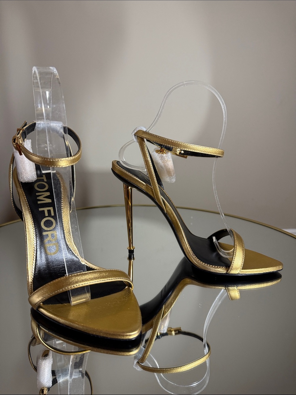 Tom Ford Padlock Naked 105 Gold Leather Heeled Sandals Sz 37 - Picture 15 of 17